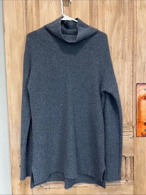 Banana Republic Cashmere Charcoal Turtleneck Tunic  Sweater